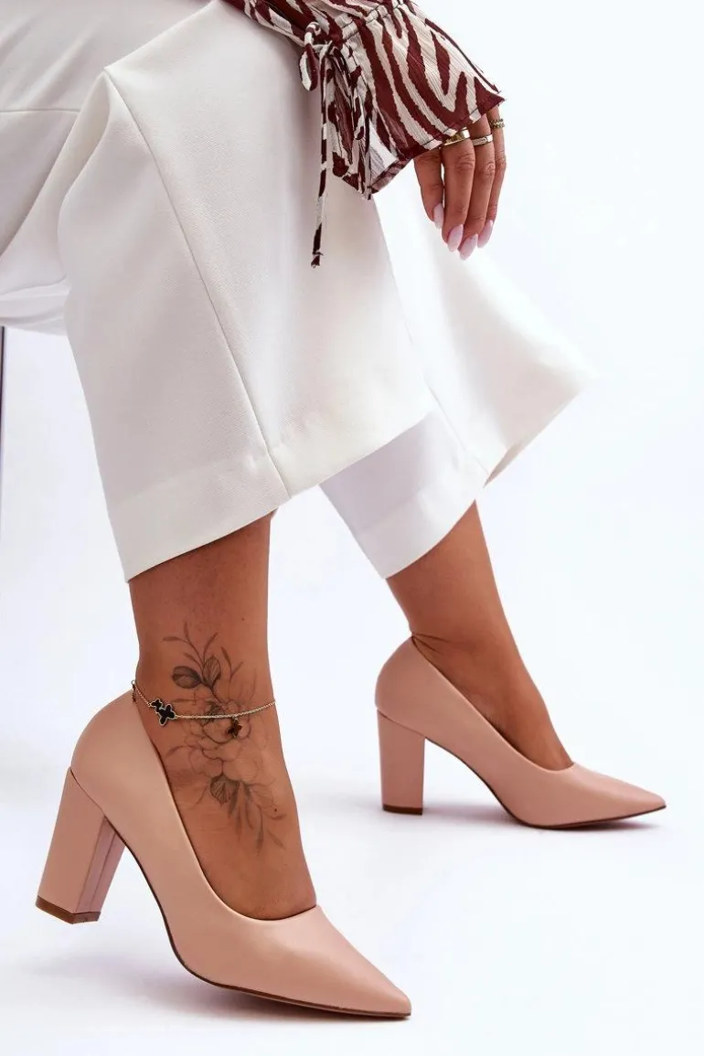 Klasyczne Czółenka Na Słupku Nude Odessa