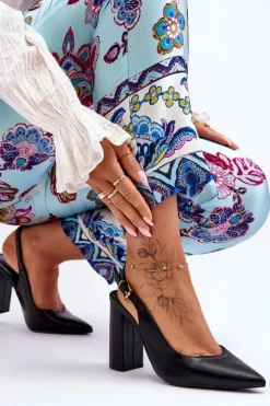 Klasyczne Czółenka W Szpic Na Słupku Czarne My Love