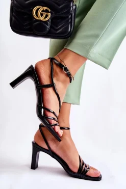 Klasyczne Lakierowane Sandały Na Obcasie Czarne Milani