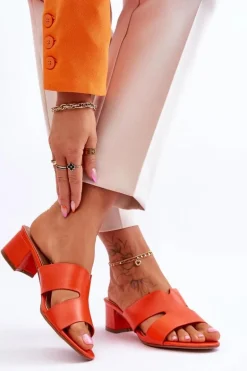 Klasyczne Skórzane Klapki Na Niskim Obcasie Pomarańczowe Miley