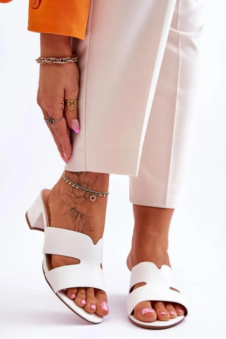 Klasyczne Skórzane Klapki Na Niskim Obcasie Białe Miley