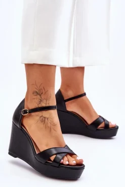 Klasyczne Skórzane Sandały Na Koturnie Czarne Givana