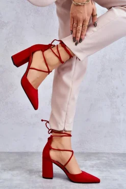 Klasyczne Wiązane Zamszowe Czółenka Czerwone Lucira