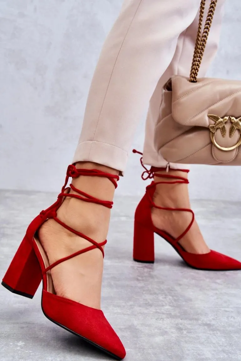 Klasyczne Wiązane Zamszowe Czółenka Czerwone Lucira