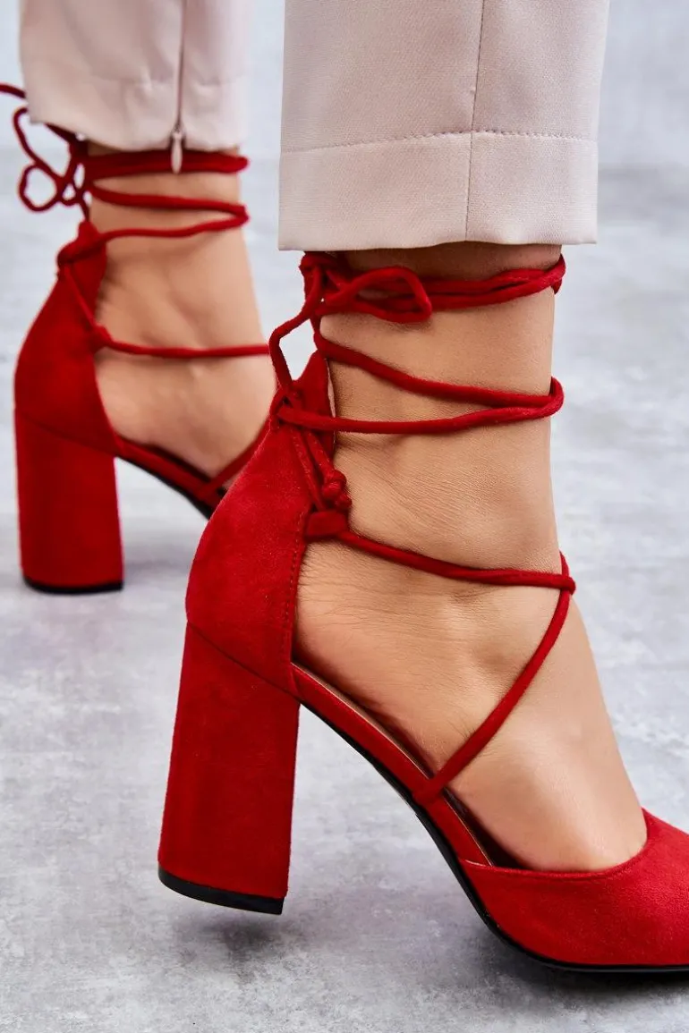 Klasyczne Wiązane Zamszowe Czółenka Czerwone Lucira