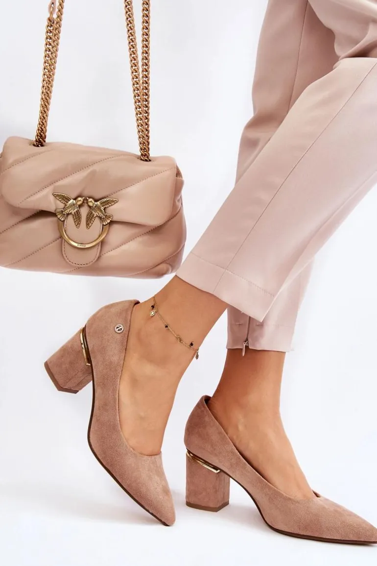 Klasyczne Zamszowe Czółenka Na Obcasie Z Ozdobą Beżowe Derren