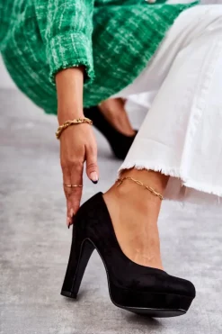 Klasyczne Zamszowe Czółenka Na Obcasie Czarne Soro