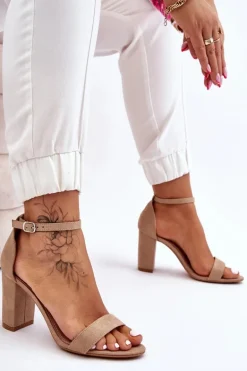 Klasyczne Zamszowe Sandały Na Słupku Beżowe Amina