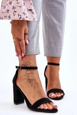 Klasyczne Zamszowe Sandały Na Słupku Czarne Amina