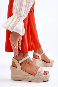 Klasyczne Zamszowe Sandały Na Koturnie Beżowe Denisse