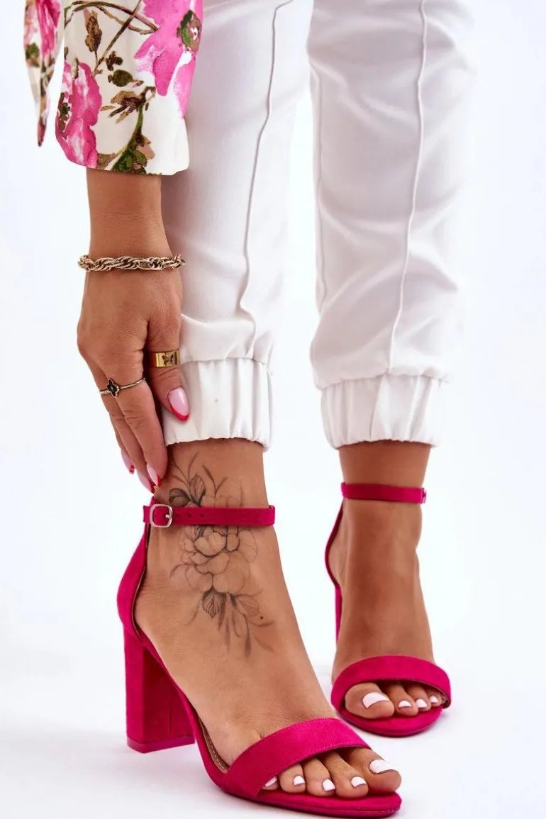 Klasyczne Zamszowe Sandały Na Słupku Fuksja Amina