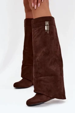 Kozaki Damskie Na Koturnie Z Paskiem I Srebrnym Detalem Czekoladowe Korivelle