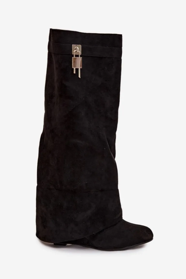 Kozaki Damskie Na Koturnie Z Paskiem I Srebrnym Detalem Czarne Korivelle