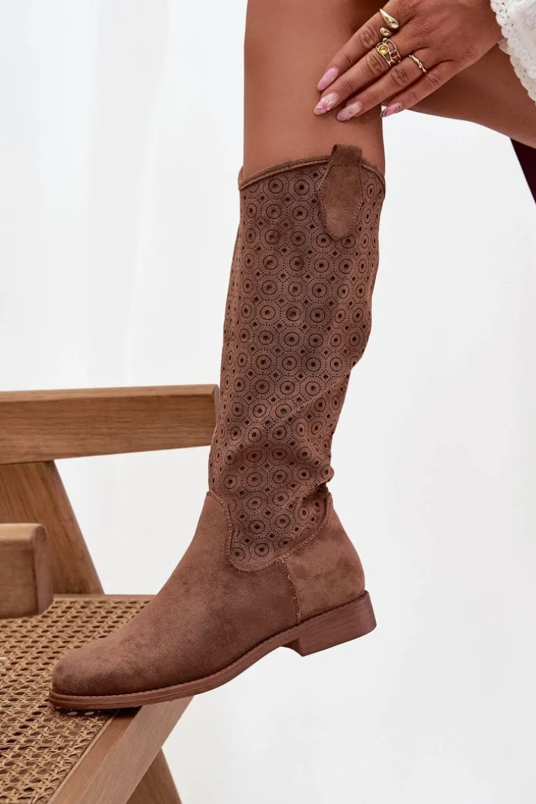 Kozaki Damskie Na Płaskim Obcasie Z Ażurowym Wzorem S.Barski HY52-531 Brązowe