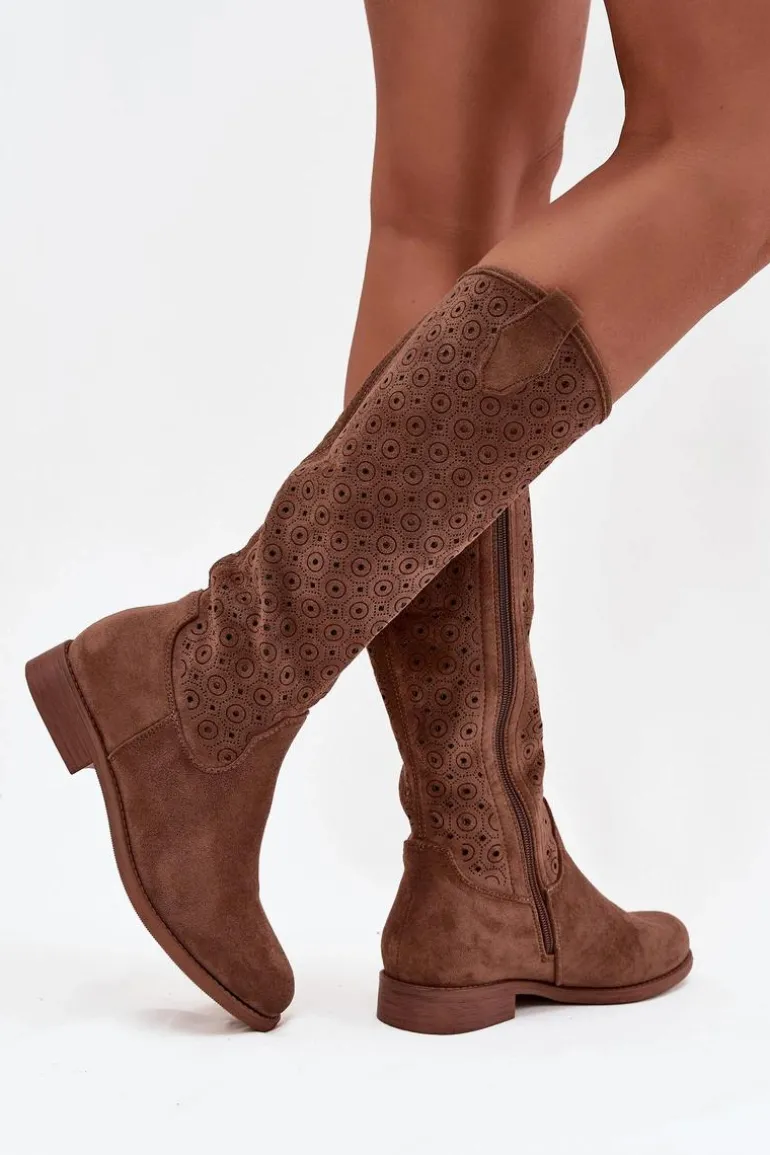 Kozaki Damskie Na Płaskim Obcasie Z Ażurowym Wzorem S.Barski HY52-531 Brązowe