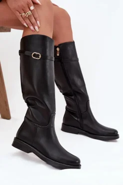 Kozaki Damskie Na Płaskim Obcasie Z Paskiem I Złotą Klamrą Czarne Sylvena