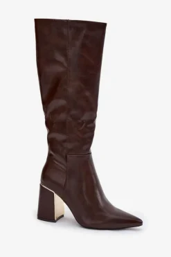 Kozaki Damskie Na Słupku Ze Złotym Elementem Czekoladowe Alessine