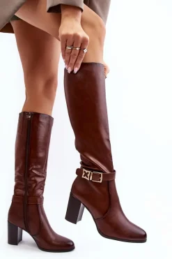 Kozaki Damskie Na Słupku Z Klamrą Ocieplane Brązowe Sendilia