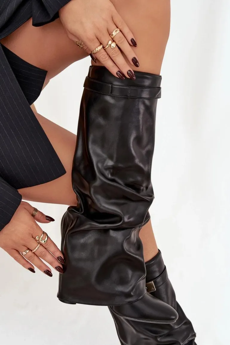 Kozaki Damskie Na Słupku Z Marszczoną Wywiniętą Cholewką Czarne Glorine