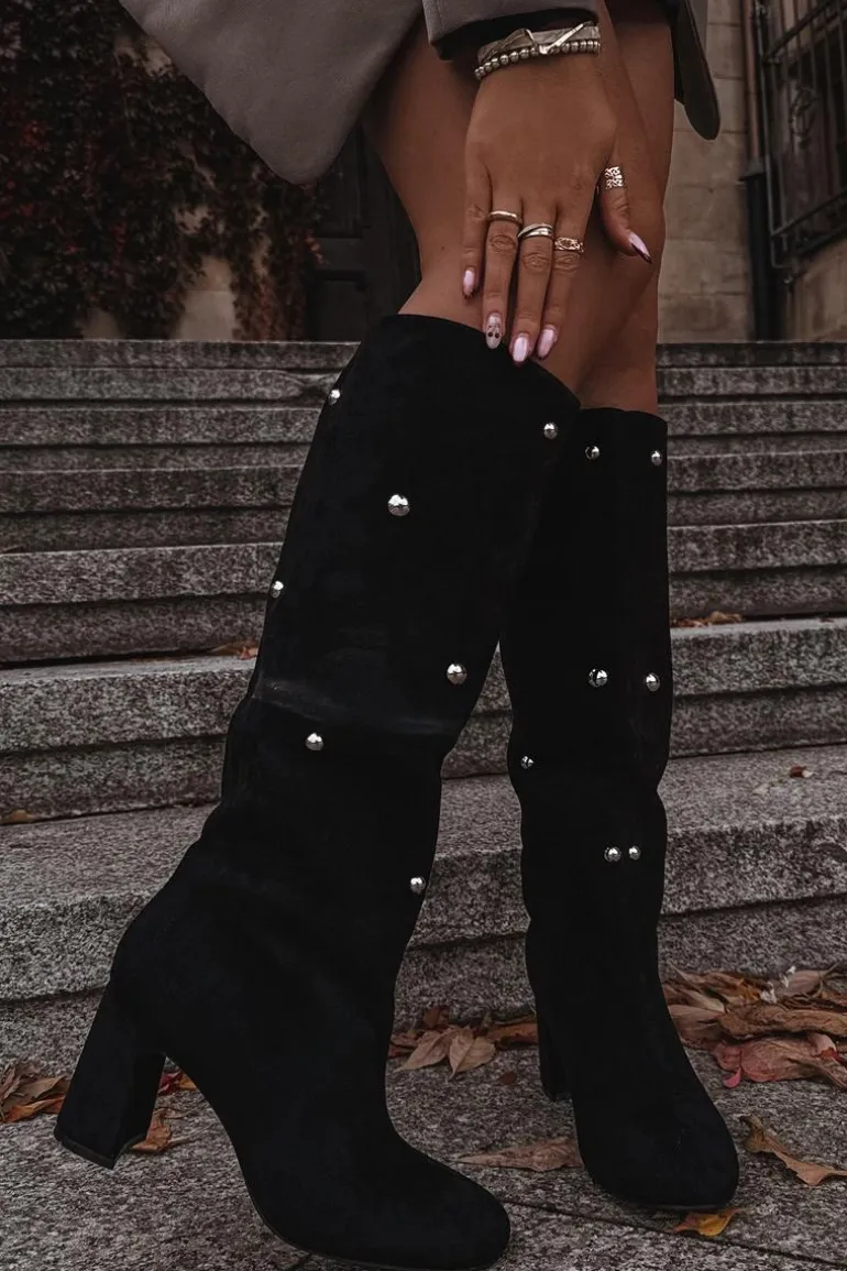 Kozaki Damskie Ocieplane Na Słupku Z Ozdobnymi Detalami Czarne Lucinda