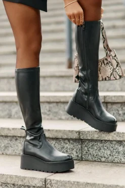 Kozaki Damskie Przed Kolano Na Platformie I Koturnie Vinceza 58342 Czarne
