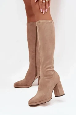 Kozaki Damskie Z Przeszyciami Na Słupkowym Obcasie Beżowe Brivana