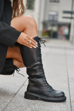 Kozaki Glany Damskie Ocieplane Eko Skórzane Czarne Selvina