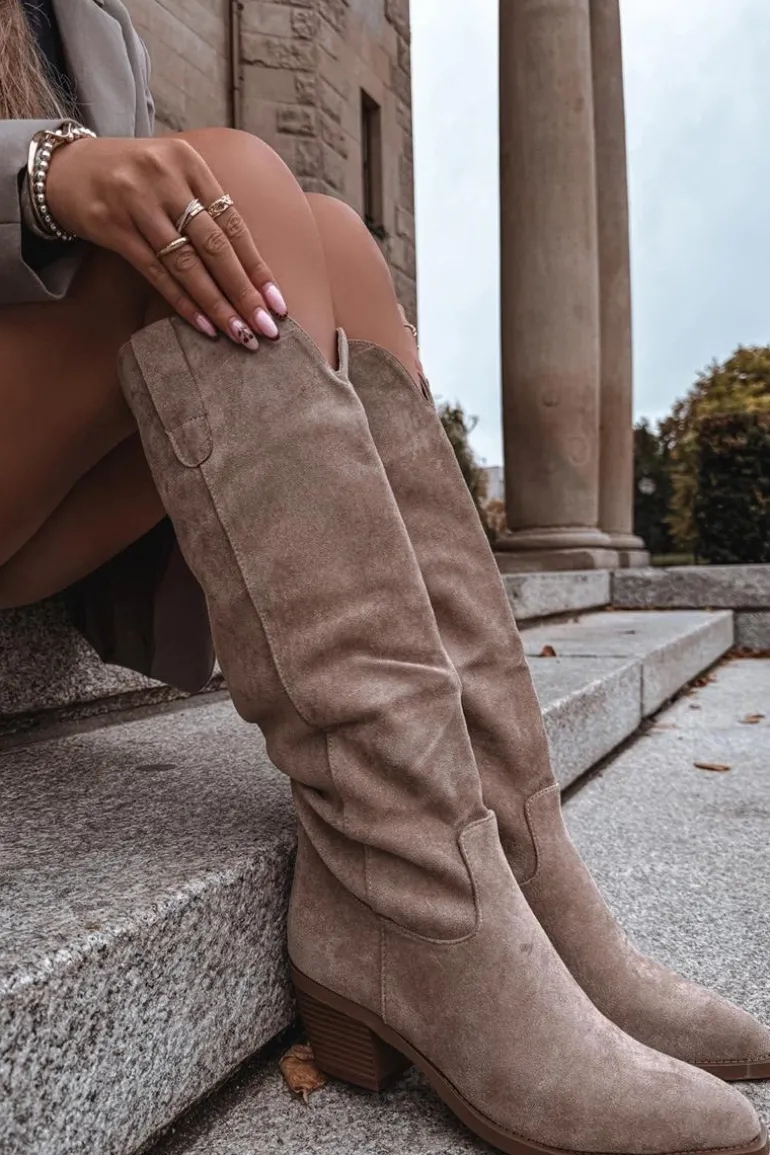 Kozaki Kowbojki Damskie Na Obcasie Z Eko Zamszu Beżowe Esmira