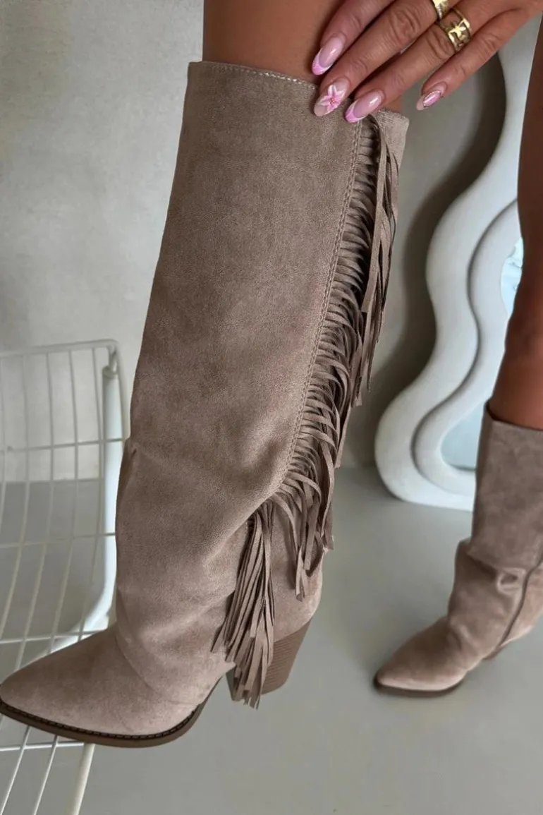 Kozaki Kowbojki Damskie Z Frędzlami Na Słupku Beżowe Tivara