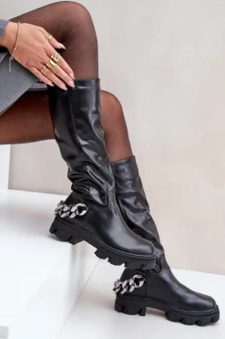 Kozaki Na Płaskim Obcasie Z Łańcuchem Czarne Nauricette