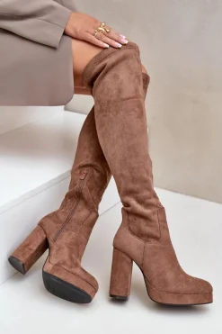 Kozaki Na Słupku I Platformie Z Cholewką Za Kolano Eko Zamszowe Ciemnobeżowe Zistaria