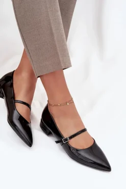 Lakierowane Baleriny Na Delikatnym Obcasie Z Paskiem Czarne Isvella