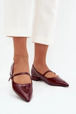 Lakierowane Baleriny Na Delikatnym Obcasie Z Paskiem Bordowe Isvella