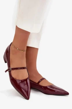 Lakierowane Baleriny Na Delikatnym Obcasie Z Paskiem Bordowe Isvella
