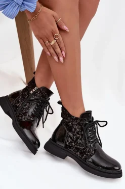 Lakierowane Botki Damskie Ocieplane D&A CR52-613 Czarne