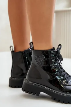 Lakierowane Botki Damskie Na Zamek Z Ozdobnym Sercem Czarne Obeena