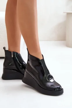 Lakierowane Botki Na Koturnie Ocieplane D&A MR880-136 Czarne