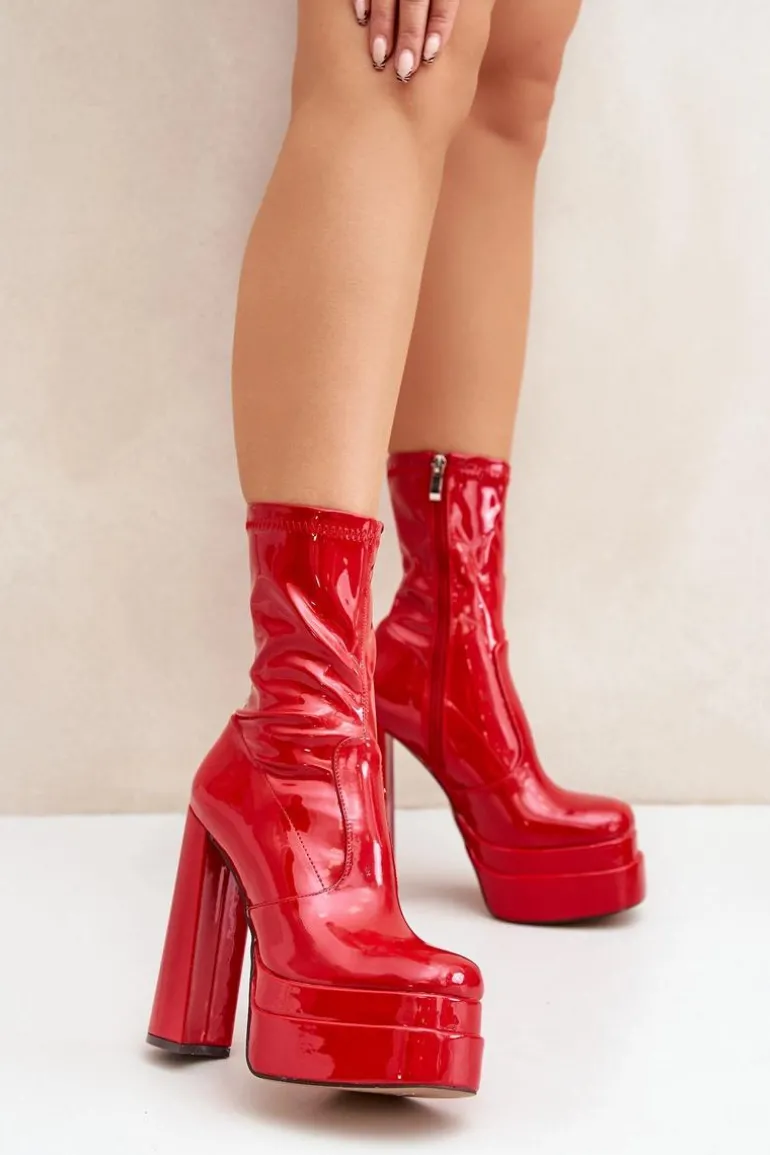 Lakierowane Botki Na Platformie I Wysokim Słupku Czerwone Lotisha