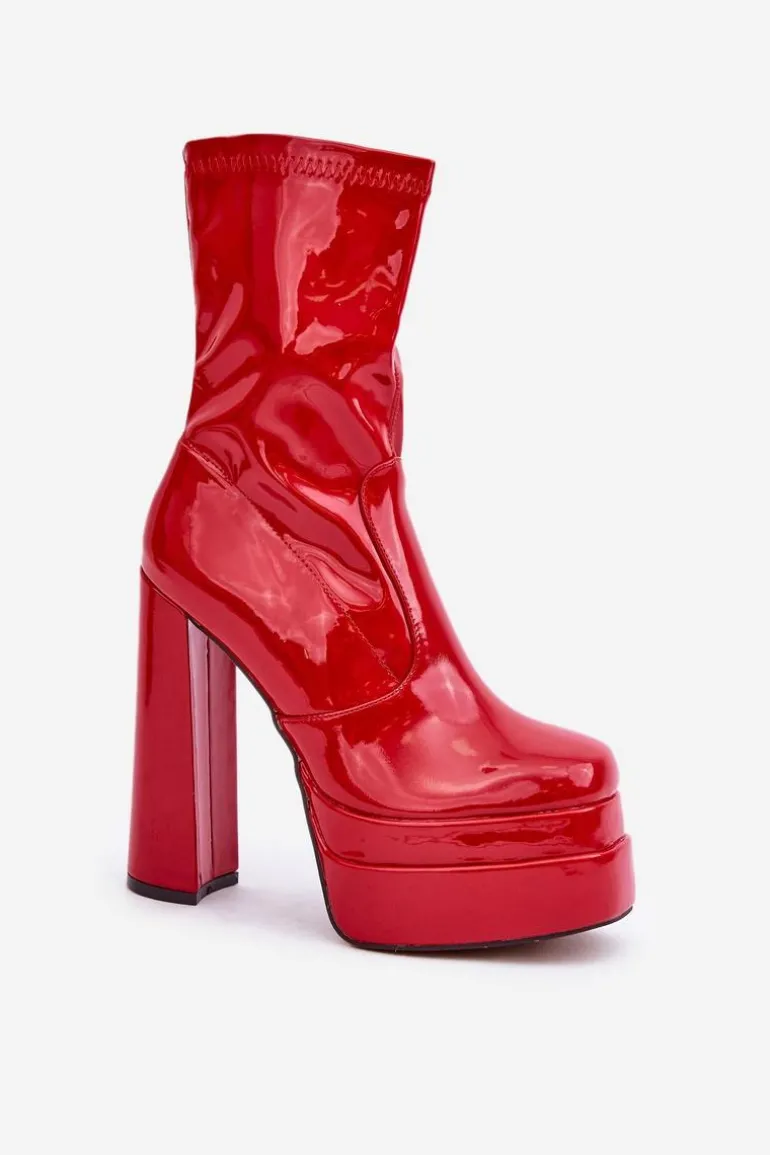 Lakierowane Botki Na Platformie I Wysokim Słupku Czerwone Lotisha