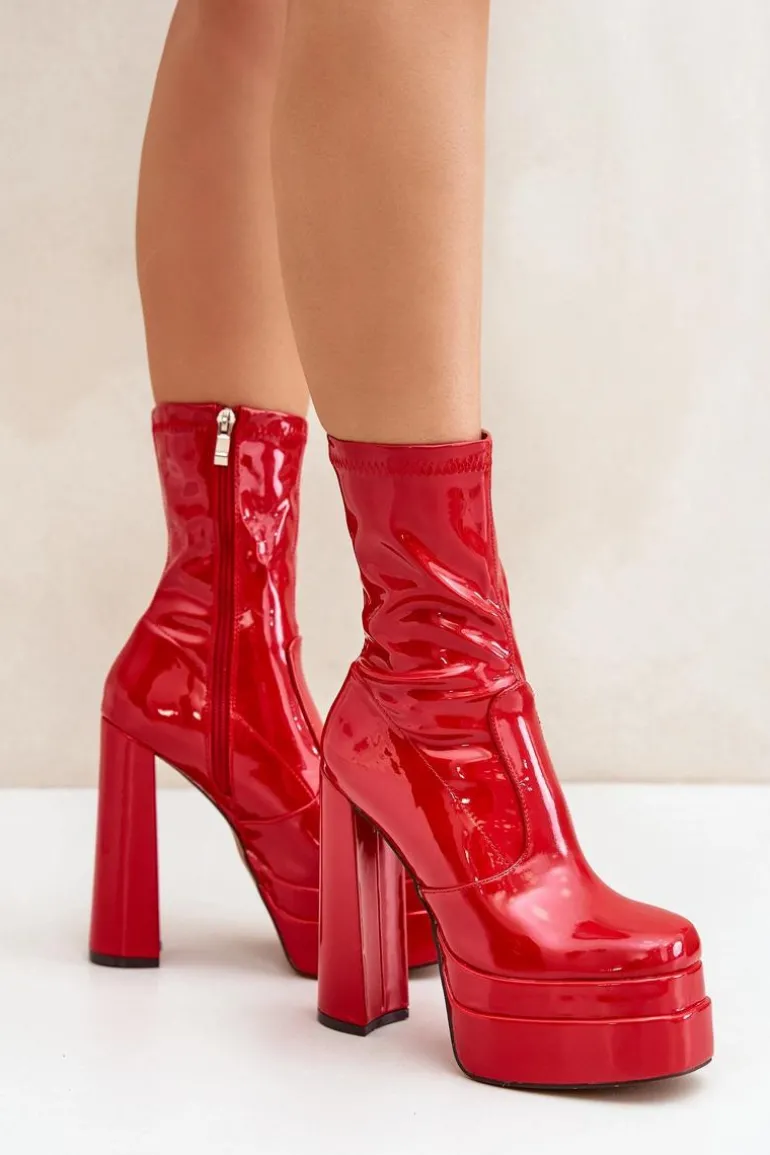 Lakierowane Botki Na Platformie I Wysokim Słupku Czerwone Lotisha