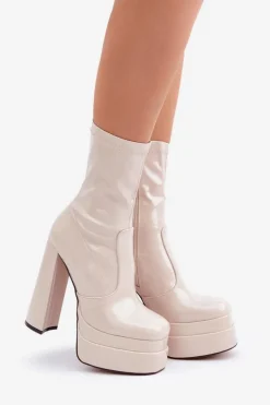 Lakierowane Botki Na Platformie I Wysokim Słupku Beżowe Lotisha