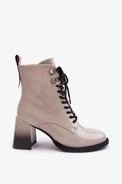 Lakierowane Botki Na Słupku Sznurowane D&A MR870-06 Jasnoszare