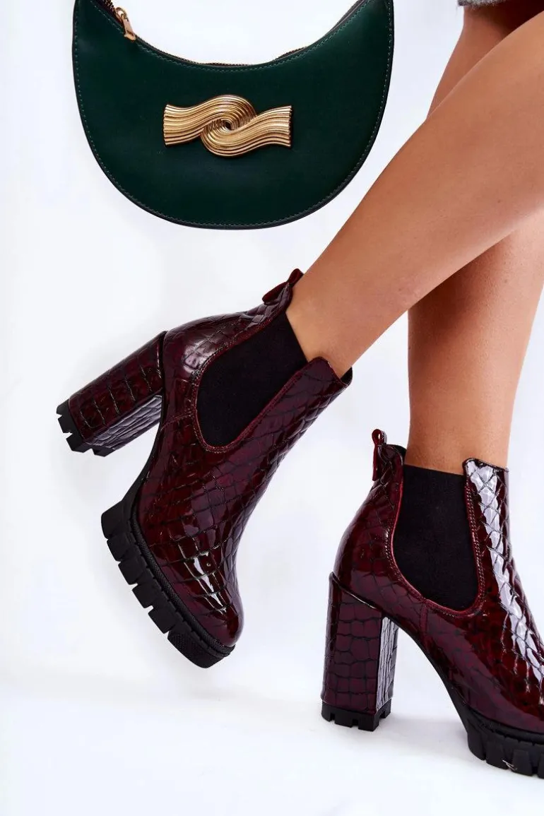 Lakierowane Botki Wężowy Wzór Na Słupku Bordowe Eldey