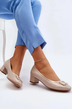 Lakierowane Czółenka Na Klocku Z Ozdobą Beżowe Enollia