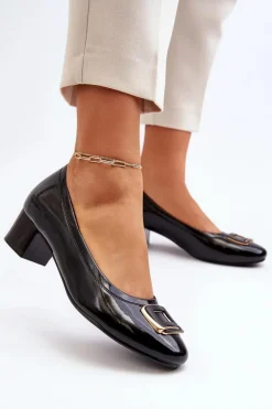 Lakierowane Czółenka Na Klocku Z Ozdobą Czarne Enollia