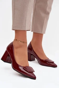 Lakierowane Czółenka Na Słupku Z Ozdobą Bordowe Isoline