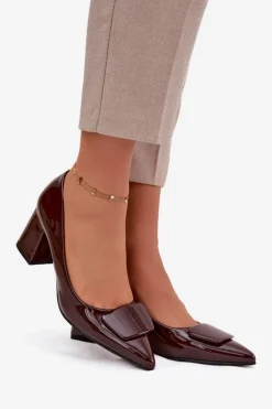 Lakierowane Czółenka Na Słupku Z Ozdobą Czekoladowe Isoline