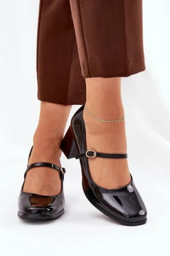 Lakierowane Czółenka Na Słupku Z Paskiem I Sprzączką Czarne Tammirea