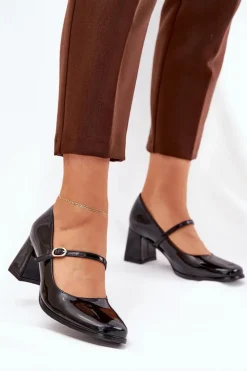 Lakierowane Czółenka Na Słupku Z Paskiem I Sprzączką Czarne Tammirea