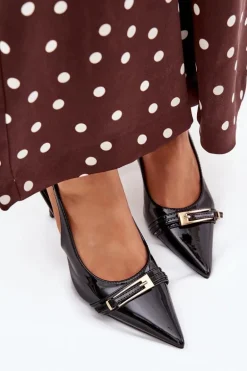 Lakierowane Czółenka Na Szpilce Ze Złotą Klamrą Czarne Vivae